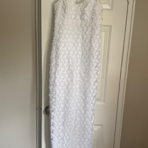 Lilly Pulitzer Gillian Maxi Dress - Picture 3 of 8